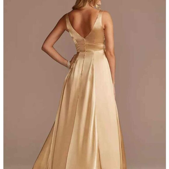 David's Bridal dress - Picture 2 of 3